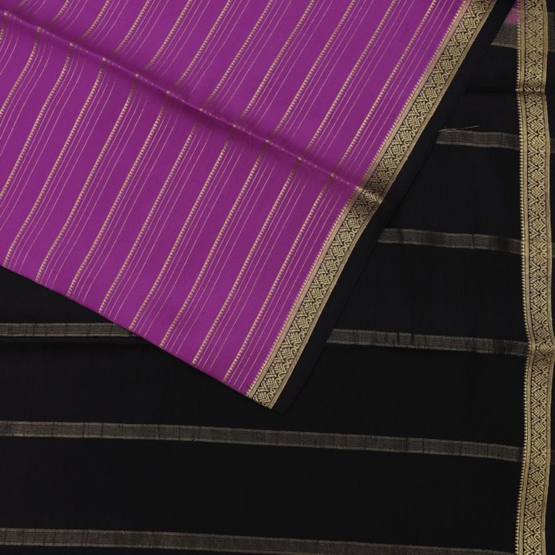 Pure mysore crepe constast piping border saree - Image 2